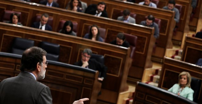 El presidente del Gobierno, Mariano Rajoy, durante la sesión de control al Gobierno en el Congreso de los Diputados. REUTERS/Susana Vera
