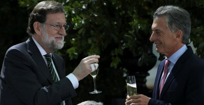 Rajoy, con Mauricio Macri, en Buenos Aires. / EFE
