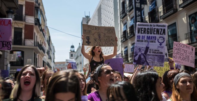 Miles de estudiantes se manifiestan en Madrid contra la sentencia condenatoria a 'La Manada' y contra la "justicia patriarcal".- JAIRO VARGAS