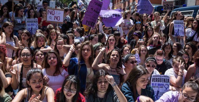 La manifestación frente al Ministerio de Justicia, en Madrid, contra la sentencia a 'La Manada'.-JAIRO VARGAS