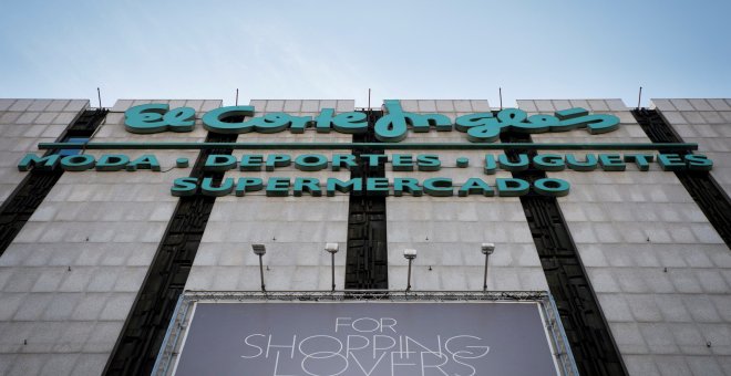 Fachada del establecimiento de El Corte Inglés de la madrileña plaza de Callao. EFE/Luca Piergiovanni