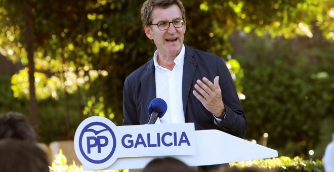 Alberto Núñez-Feijóo durante su comparecencia angte la JUnta Directiva del PP gallego de esta tarde para anunciar su intención de no concurrir en la carrera para relevar a Mariano Rajoy como líder del PP. EFE/ Xoán Rey