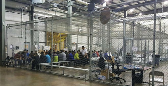 Aspecto de las jaulas en donde se retienen a los niños. | US Customs and Border Protection