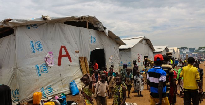 Mujeres y niños suponen la mayor parte de los refugiados que llegan a Uganda. - MOHAMMAD GHANNAM (MSF)
