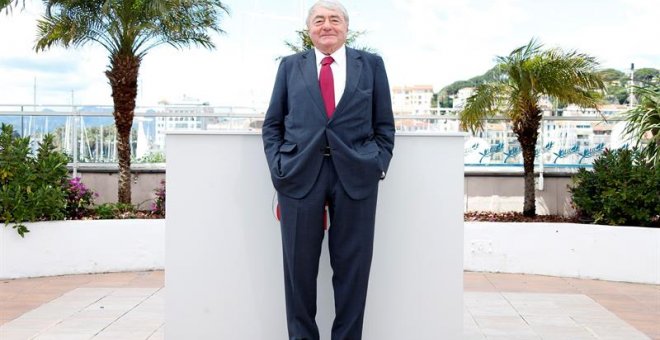 05/07/2018.- Foto de archivo del cineasta, escritor, periodista y filósofo francés Claude Lanzmann a su llegada a la presentación de la cinta ''Le Dernier des Injustes'' en el ámbito del 66º Festival Internacional de Cine de Cannes (Francia) el 19 de mayo