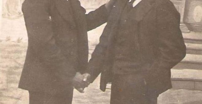 A la izquierda de la imagen se encuentra Francisco Martínez, protagonista de esta historia