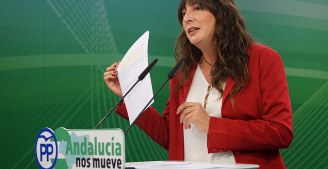 Loles López, secretaria general del PP-A, en rueda de prensa. EUROPA PRESS/Archivo