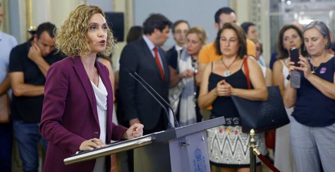 Meritxell Batet, tras entrevistarse con los sindicatos representativos en la mesa de la Administración General del Estado (AGE). EFE/ J.P.Gandul