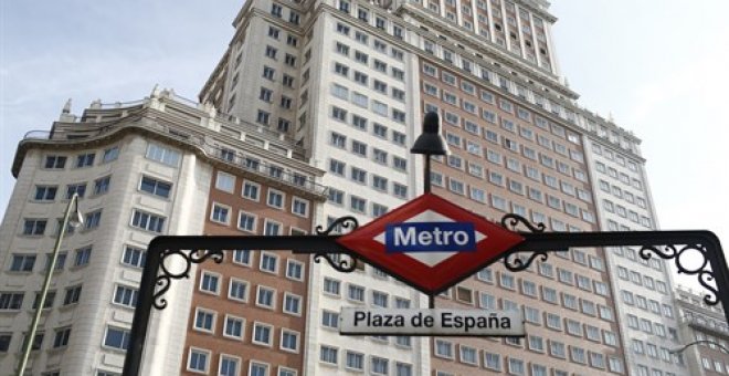 Fachada del Edificio España, frente a la parada de Metro Plaza España, en Madrid. / Europa Press