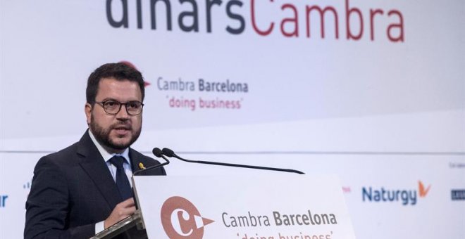 El vicepresident de la Generalitat de Catalunya, Pere Aragonès, en la seva intervenció al dinar-col·loqui convocat per la Cambra de Barcelona / EFE Quique García