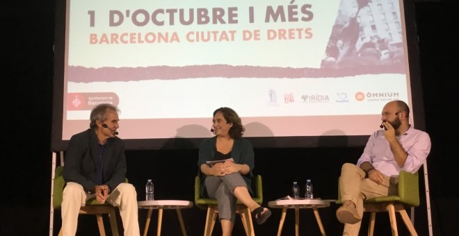 Javier Pérez Royo, Ada Colau i Marcel Mauri en la cloenda de les jornades '1 d'octubre i més. Barcelona ciutat de drets', a la presó Model / MD
