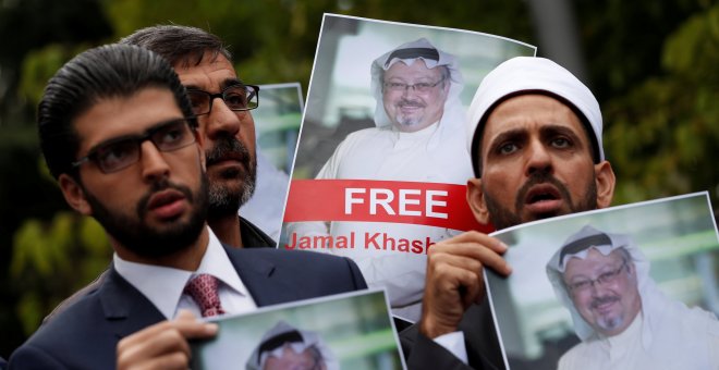 Amigos y compañeros de Jamal Khashoggi piden que se aclare su desaparición. REUTERS/Murad Sezer