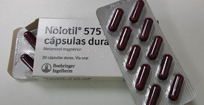 Una caja de Nolotil, un medicamento que ya no va a ser prescrito a turistas británicos.