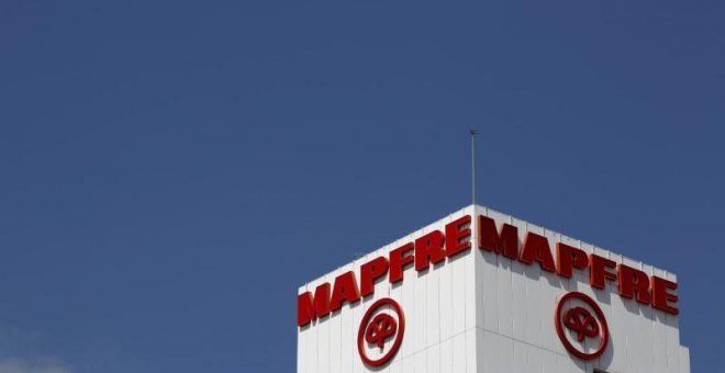 El logotipo de la aseguradora Mapfre en Sevilla. REUTERS / Marcelo del Pozo