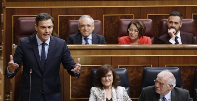 El presidente del Gobierno, Pedro Sánchez, en el Congreso. / JAVIER LIZÓN (EFE)