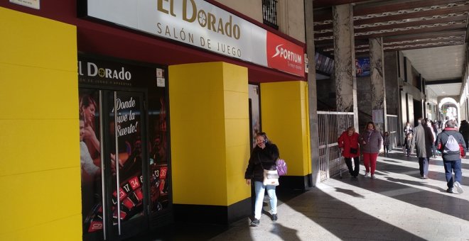 Aragón prepara una modificación de su normativa para reducir la publicidad de los juegos de azar. / EDUARDO BAYONA
