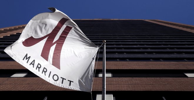 Imagen de una bandera en un hotel Marriott en Manhattan, Nueva York (EEUU). REUTERS/Andrew Kelly