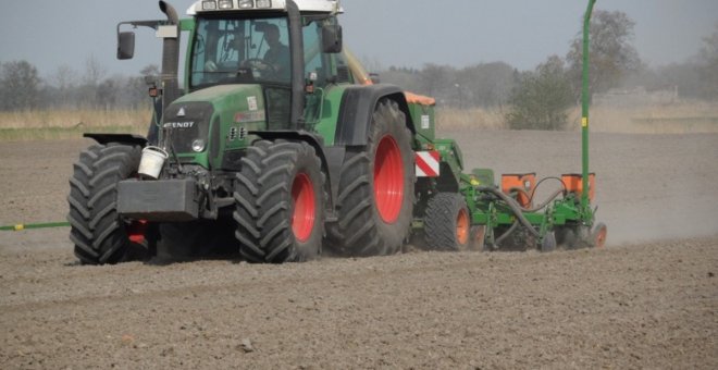 El número de propietarios de tierra que reciben ayudas europeas duplica al de autónomos y empresarios que trabajan en el campo. Foto: PxHere