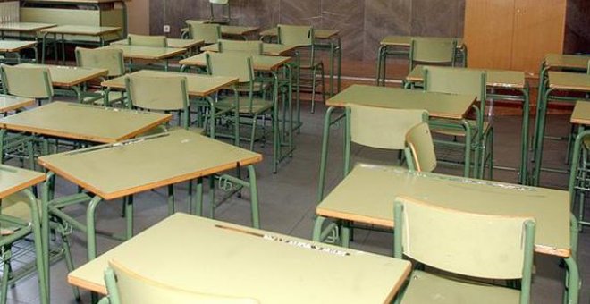 Condenan a 30 años de prisión a un profesor de Murcia acusado de abusar de ocho alumnos | EFE