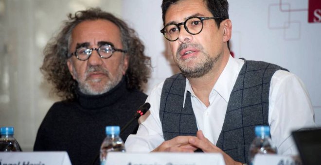 El presidente de la SGAE, José Ángel Hevia (derecha), junto al vicepresidente Teo Cardalda, el pasado diciembre. / EFE