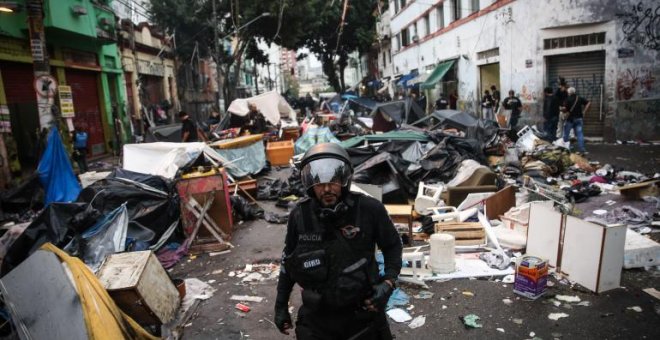 La Policía de São Paulo llevó a cabo una de las mayores operaciones contra el tráfico de drogas en la zona conocida como ‘Cracolandia’ en el centro de la ciudad./EFE