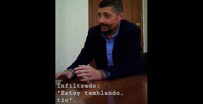 Captura del vídeo facilitado por Coalición por Melilla en el que aparece el hijo del presidente de la ciudad autónoma, Juan José Imbroda, reunido en la sede del PP de Melilla con supuestos conseguidores de votos por correo para el PP.