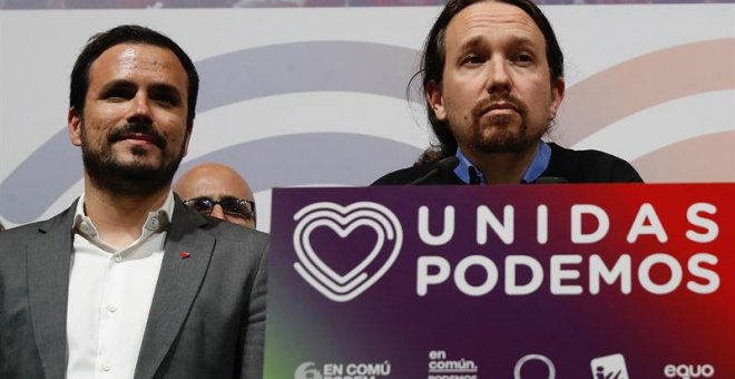 El candidato de Unidas Podemos, Pablo Iglesias (d), junto al coordinador federal de IU, Alberto Garzón. - EFE