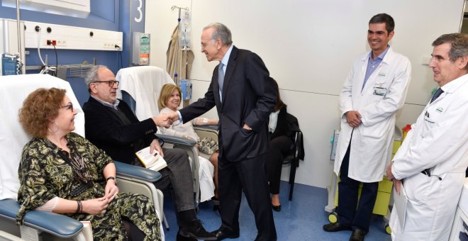 Isidro Fainé visita el Hospital Clínic de Barcelona