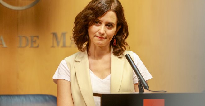 La candidata del PP a la Presidencia de la Comunidad de Madrid, Isabel Díaz Ayuso, en rueda de prensa este martes. / EP