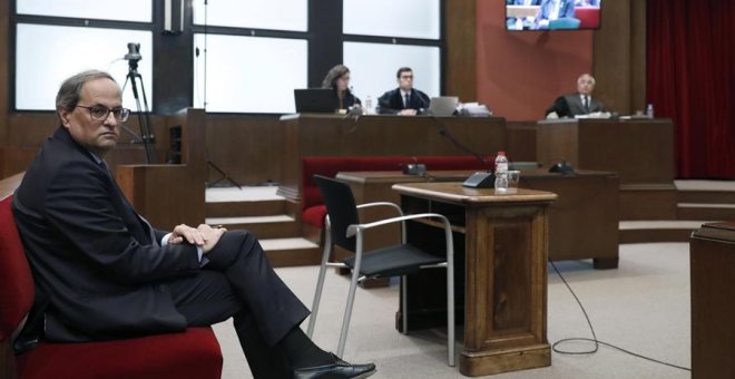El president de la Generalitat, Quim Torra, antes del inicio del juicio en su contra en el Tribunal Superior de Justicia de Catalunya. /EFE