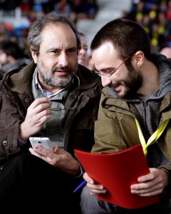 Los diputados de la CUP Antonio Baños y Albert Botrán, durante Asamblea Nacional abierta de la CUP. EFE/Alberto Estévez