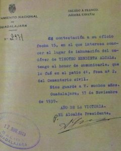 Certificado de inhumación que expidieron las autoridades franquistas en noviembre de 1939