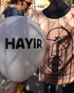 Miembros de la campaña Hayir en Estambul. - FACEBOOK HAYIR