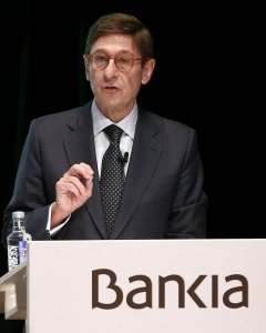 El presidente de Bankia, José Ignacio Goirigolzarri, durante su intervención en la Junta General de Accionistas de Bankia celebrada en Valencia para aprobar la fusión por absorción de BMN. EFE/Miguel Ángel Polo