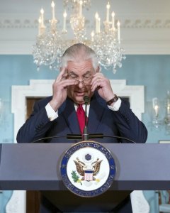 El secretario de Estado de EEUU, Rex Tillerson, durante su comparecencia en la sede de su departamento en Washington (Estados Unidos). EFE/Michael Reynolds