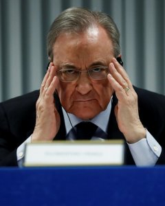 El presidente de ACS, Florentino Pérez, en la presentación del acuerdo con ACS sobre la opa por Abertis. REUTERS/Juan Medina