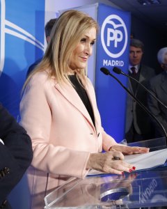 La presidenta de la Comunidad de Madrid, Cristina Cifuentes, que encabezará una gestora al frente del PP en la Comunidad de Madrid tras la dimisión de Esperanza Aguirre. EFE/Ballesteros