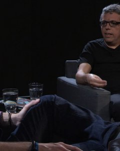Pablo Iglesias entrevista a Pedro Guerra en 'Otra Vuelta de Tuerka'