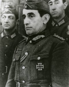 Muñoz Grandes con el uniforme de la Alemania nazi