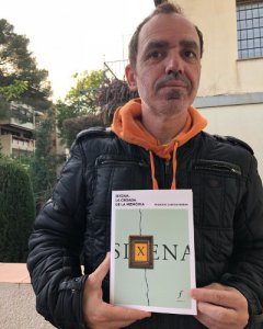 L'escriptor i periodista Francesc Canosa, autor de 'Sixena, la croada de la memòria'. / Mònica Mombiela.