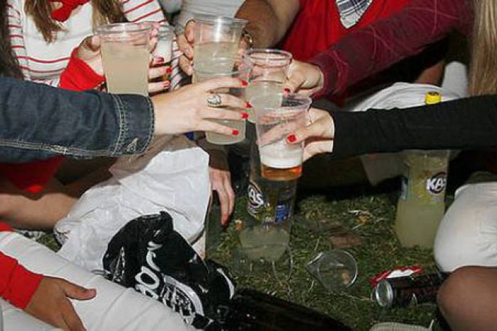 Unas 20.000 personas mueren al año en España y tres millones en todo el mundo por consumo excesivo de alcohol