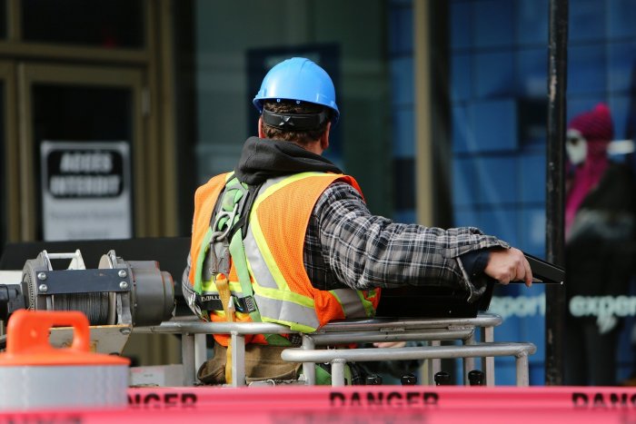 Casi 10.000 trabajadores explotados recuperan 38 millones en sueldos impagados