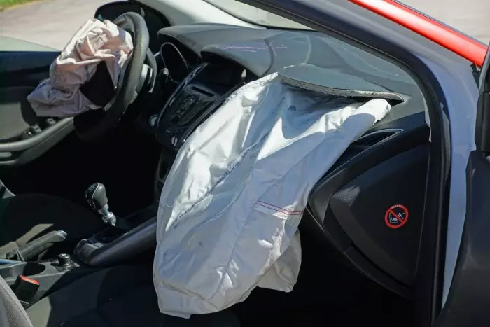 La OCU avisa de fallos en los airbags de coches Audi, BMW y Skoda