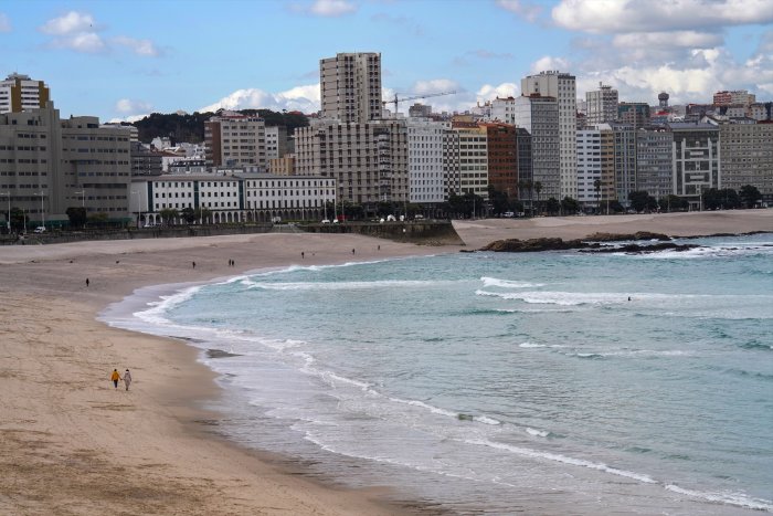 Brisa marina: así se forman los suspiros del mar que refrescan las playas y las ciudades costeras