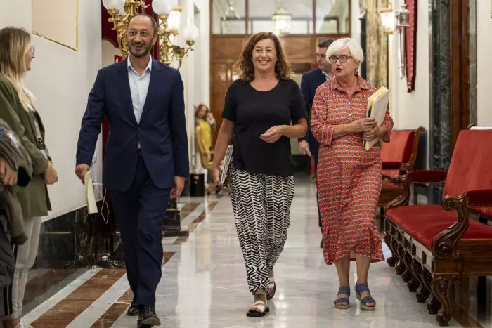 Luz verde de la Mesa del Congreso a los grupos propios de ERC y Junts con el voto en contra del PP