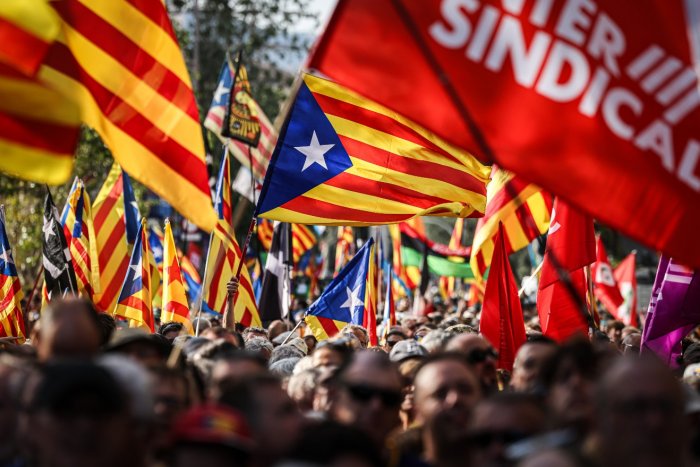 Les noves informacions sobre l'Operació Catalunya indignen però no sorprenen l'independentisme