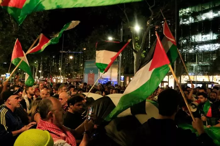 Milers de persones es mobilitzen en suport del poble palestí en diverses ciutats catalanes