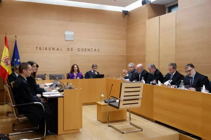 El Tribunal de Comptes jutja més de 30 ex alts càrrecs del Govern per l’1-O i Exteriors tot i l’amnistia