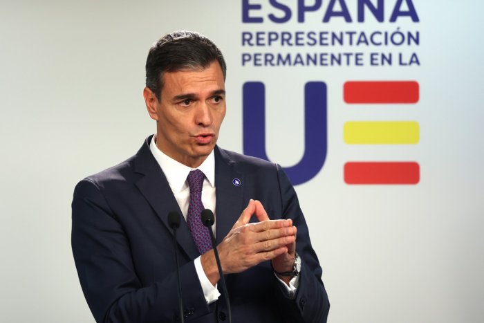 Sánchez s'assegura la seva investidura, amb la dreta encesa i radicalitzada