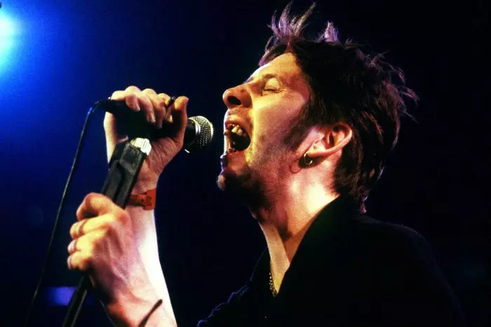 Muere Shane MacGowan, cantante de The Pogues, a los 65 años